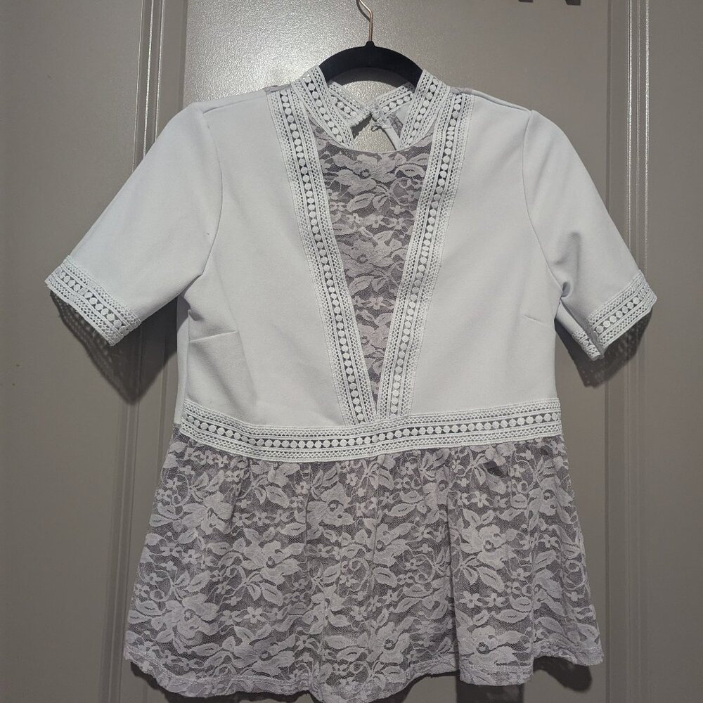 1.0.3.0. White Top Blouse Shirt Romper Lace See Through Size M Medium